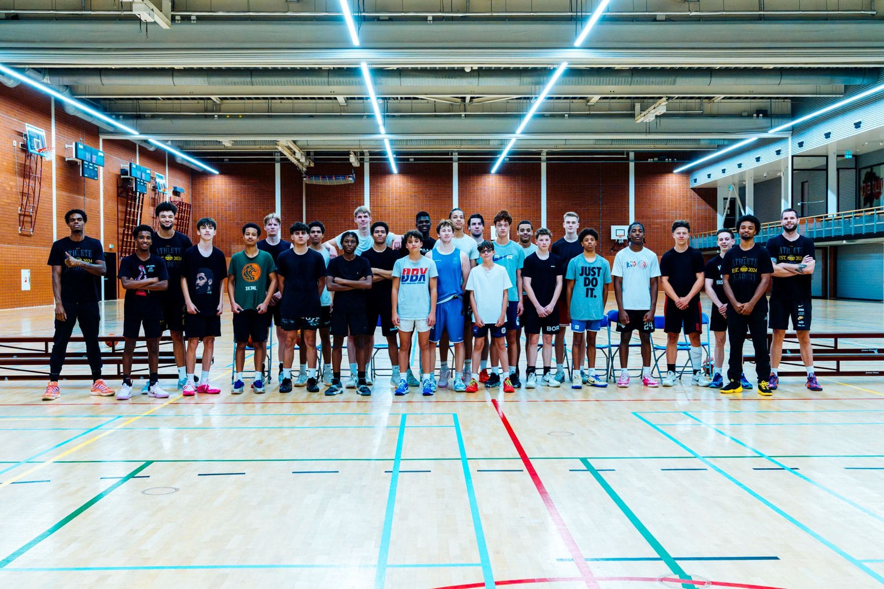 Groepsfoto van het Athlete Academy Camp 2025